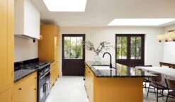 Rothschild Street™ No.296 11 Rothschild Street™ No.296 -Mylands Store FreegroveMustard W MEggshell Cabinetry HonestJohn No.58 MarbleMattEmulsion Walls WhitehallNo.9 Ceiling RothschildStreetNo.296 W MEggshell Doors Mylands FreegroveRoad ArtRemoved b9