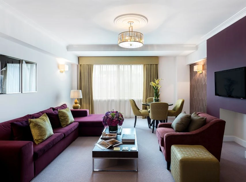 Holbein Chamber™ No.7 6 Holbein Chamber™ No.7 - Image 4