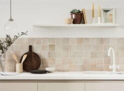 Whitehall™ No.9 10 Whitehall™ No.9 -Mylands Store Walls Whitehall No9 White Paint With A Hint Of Yellow 8305556e ccc6 4073 96bf 23a1095198b8